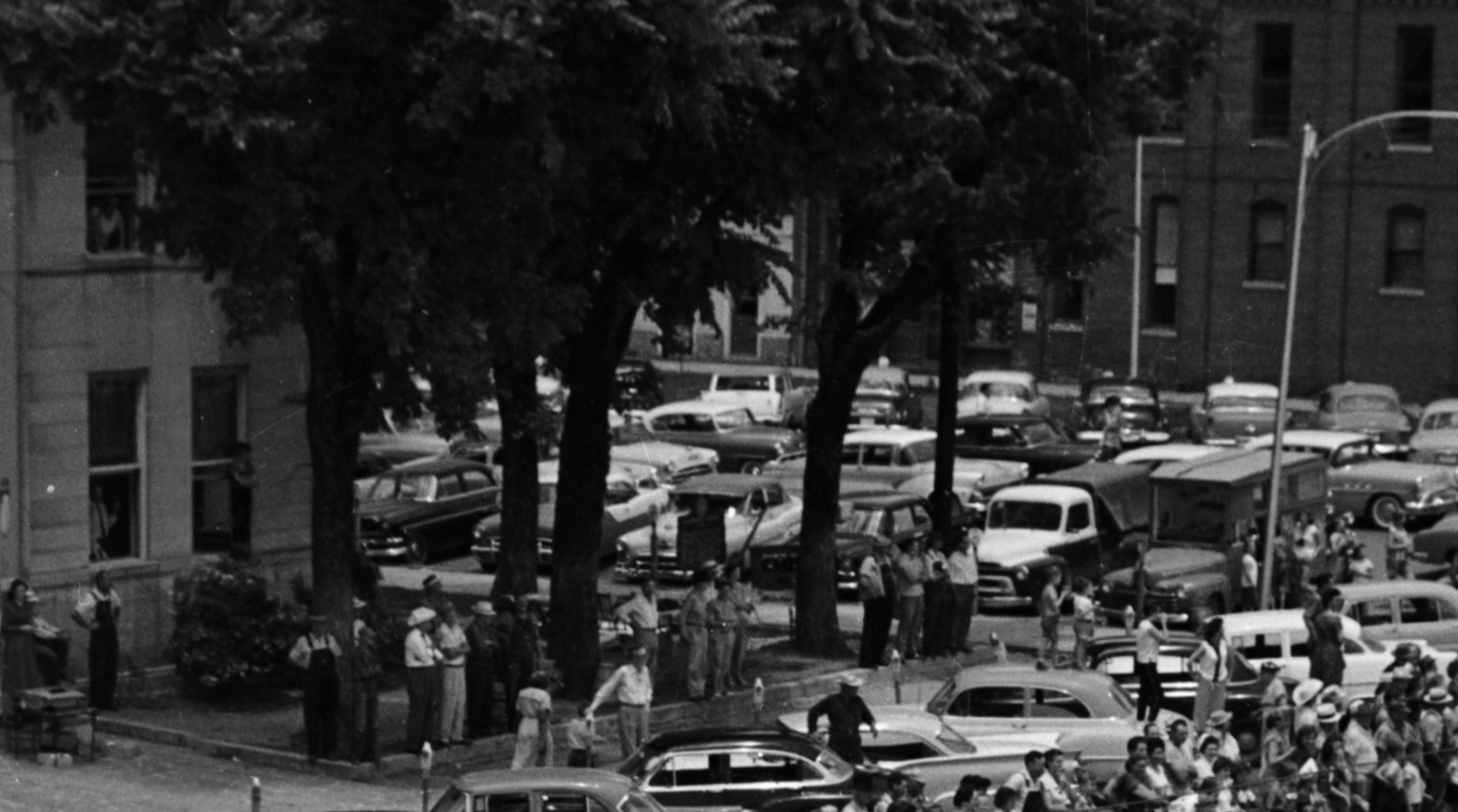 parade3